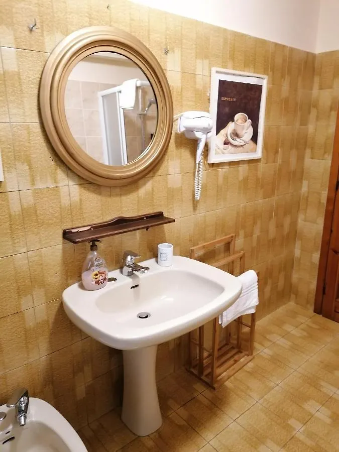 Guest house Airport Stop Orio al Serio Italy